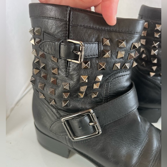 Valentino Garavani rockstud moto engineer ankle boots black stud - Picture 7 of 14
